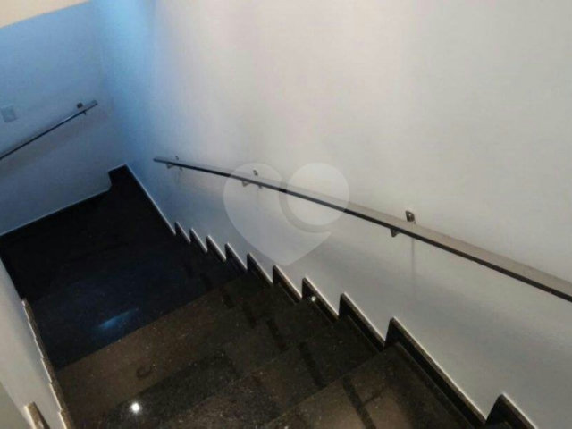 Casa à venda com 6 quartos, sendo 3 suítes,  em Santana, São Paulo, SP