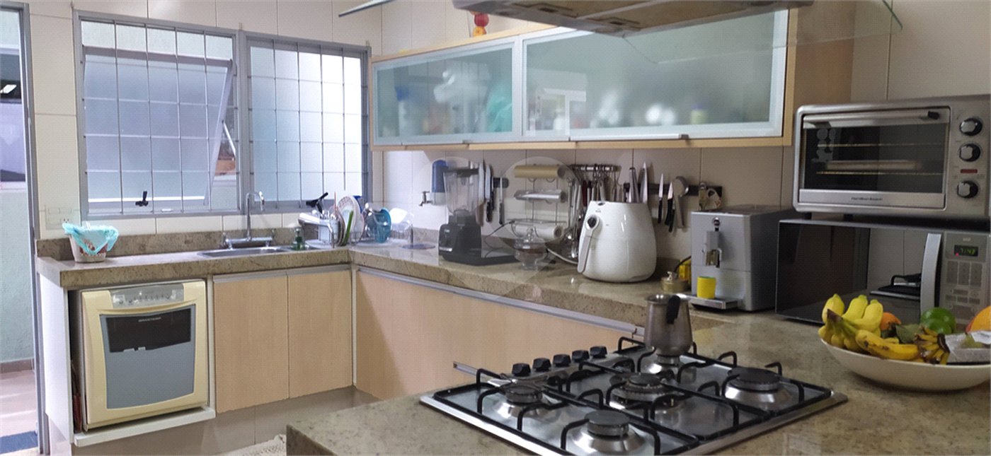Sobrado à venda ou para alugar com 5 quartos, sendo 3 suítes, em Tucuruvi, São Paulo, SP