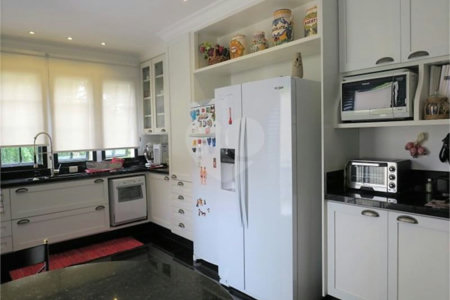 Casa à venda com 3 suítes em Vila Inah, São Paulo, SP