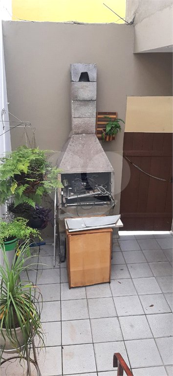 Sobrado à venda com 8 quartos em Jardim São Luís, São Paulo, SP