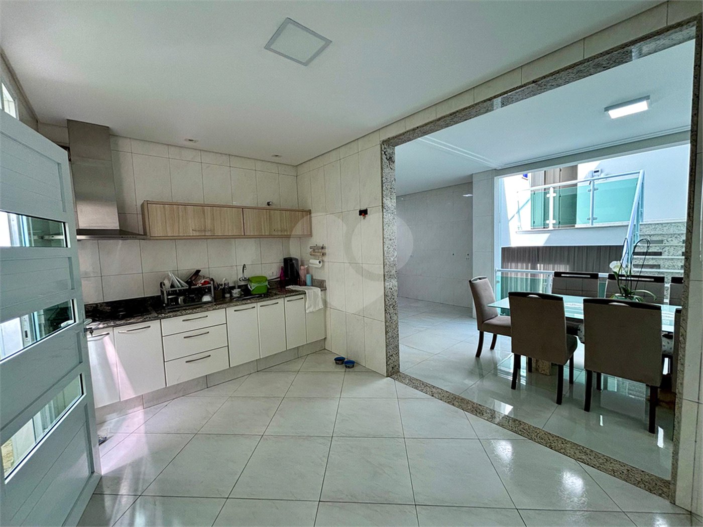 Casa à venda ou para alugar com 6 quartos, sendo 1 suíte, em Residencial/Comercial, Guarulhos, SP