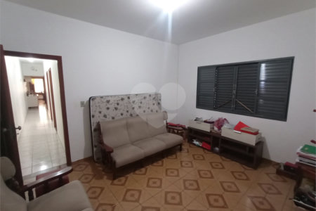Casa à venda com 3 quartos, sendo 1 suíte, em Jardim Vieira de Moraes, Itapetininga, SP