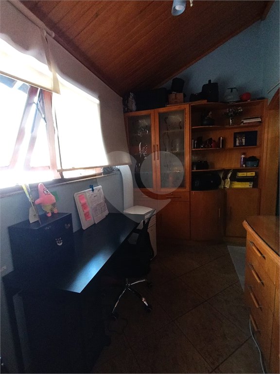 Sobrado à venda com 4 quartos, sendo 1 suíte, em Jaçanã, São Paulo, SP