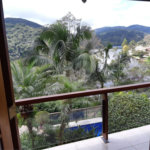 Casa à venda com 4 quartos, sendo 1 suíte, no condomínio Clube da Montanha, Atibaia - SP
