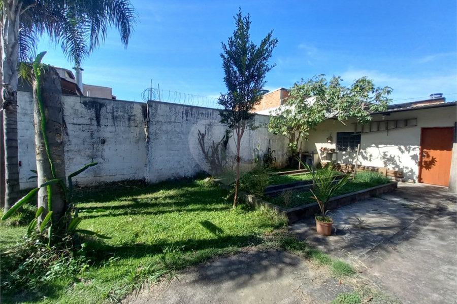 Sobrado à venda com 4 quartos, sendo 2 suítes, em Tremembé, São Paulo, SP