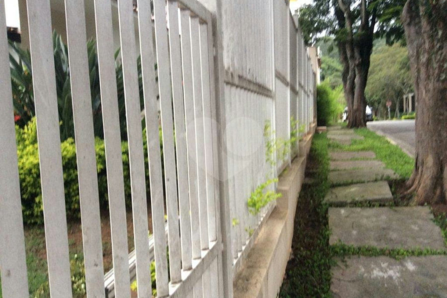 Casa Térrea à venda ou para alugar com 4 suítes em Jardim Floresta, São Paulo, SP