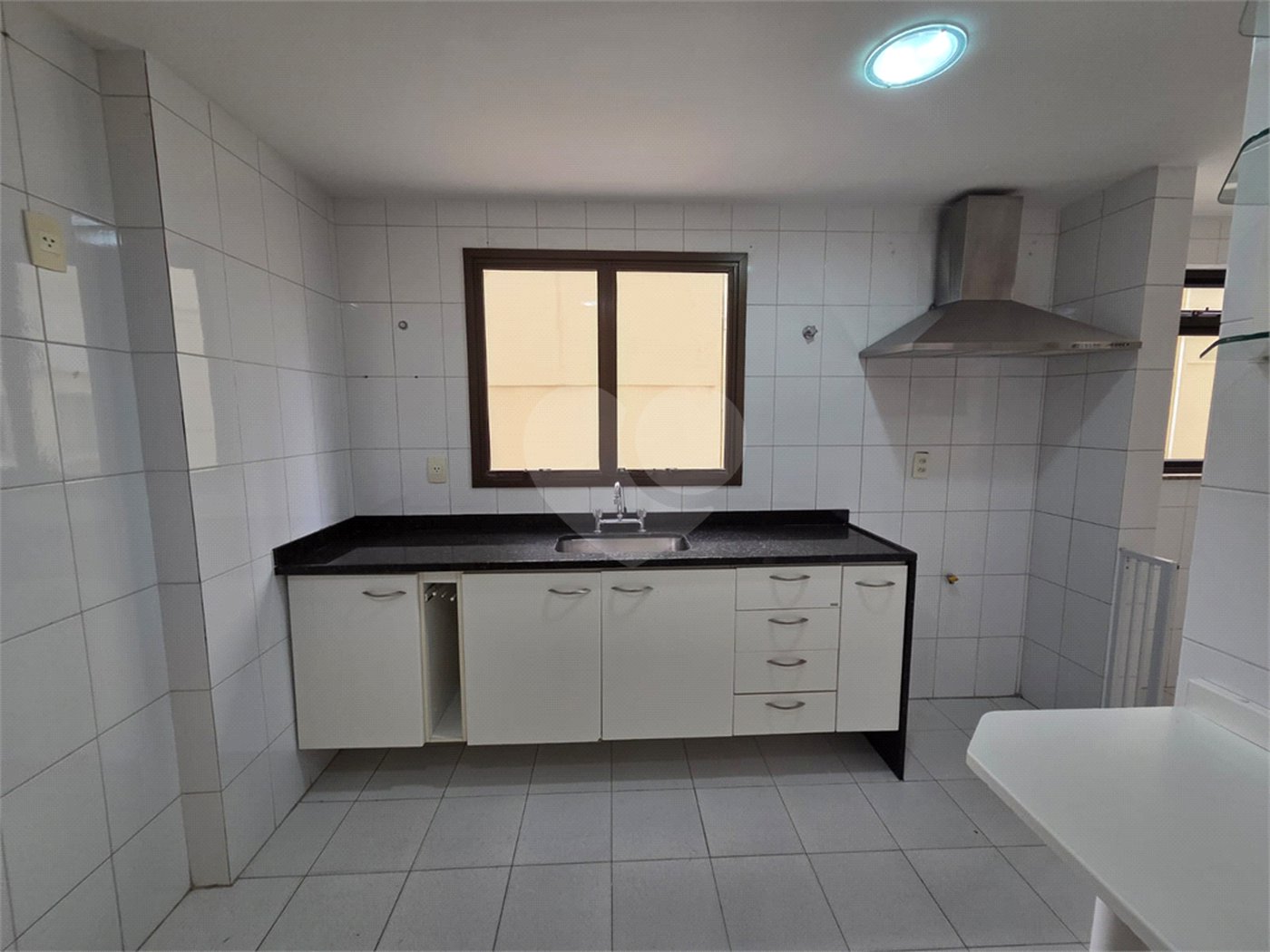 Apartamento à venda com 3 quartos, sendo 1 suíte,  em Tijuca, Rio de Janeiro, RJ