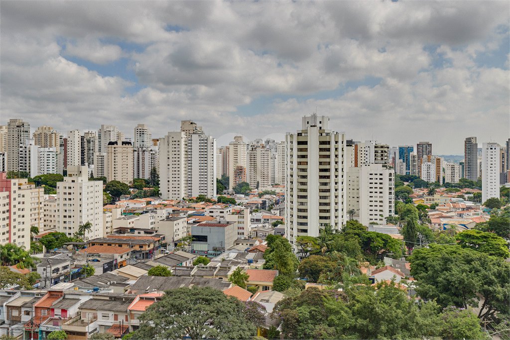 Apartamento à venda com 4 suítes em Campo Belo, São Paulo, SP