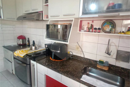 Casa à venda com 2 quartos, sendo 1 suíte, no condomínio Parque Central, Rio de Janeiro - RJ