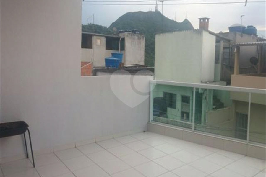 Sobrado à venda com 3 suítes em Jaraguá, São Paulo, SP