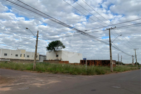 Terreno à venda em Setsul, Três Lagoas, MS