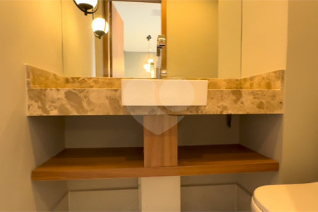 Apartamento à venda com 3 quartos, sendo 1 suíte,  em Parque Industrial Tomas Edson, São Paulo, SP