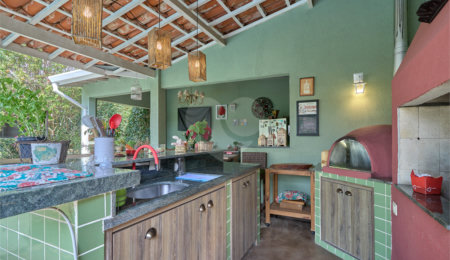 Casa Térrea à venda com 3 suítes em Granja Julieta, São Paulo, SP