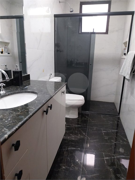 Apartamento à venda com 4 quartos, sendo 1 suíte,  em Vila Ipojuca, São Paulo, SP
