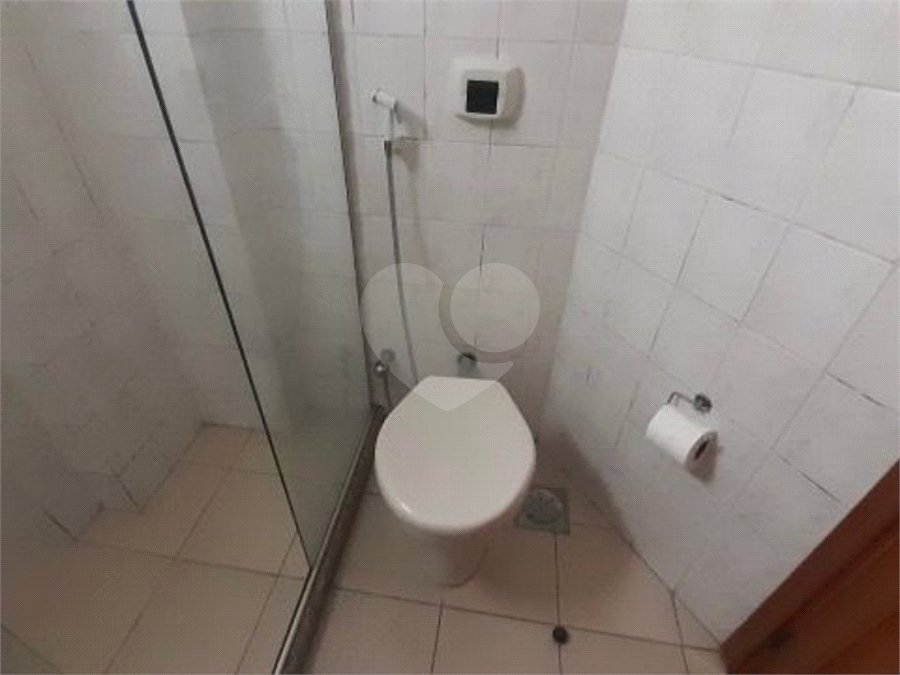 Apartamento à venda com 3 quartos, sendo 1 suíte,  em Lagoa, Rio de Janeiro, RJ