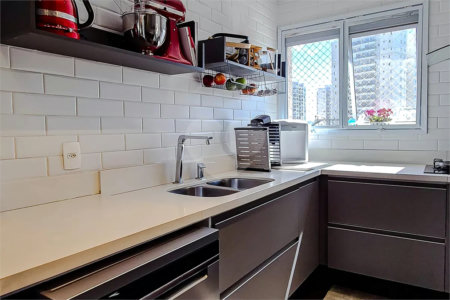 Apartamento à venda com 4 quartos, sendo 3 suítes, em Vila Romana, São Paulo, SP