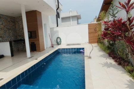 Casa à venda com 3 suítes no condomínio Bella Cittá - Villaggio II, Mogi das Cruzes - SP