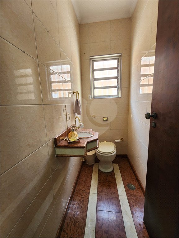 Sobrado à venda com 3 quartos, sendo 1 suíte,  em Vila Constança, São Paulo, SP