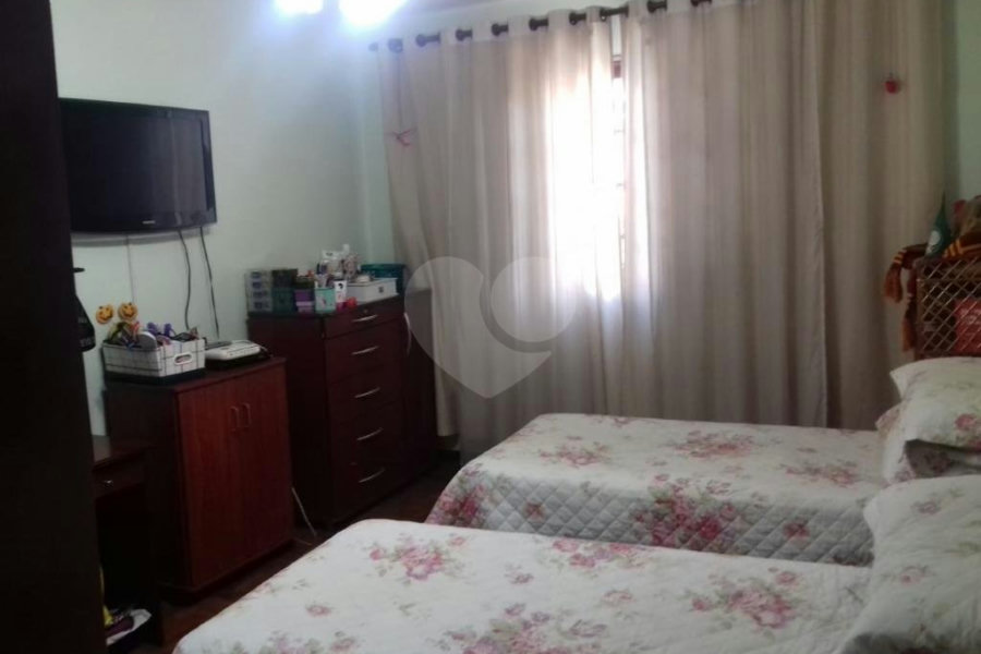 Sobrado à venda com 3 quartos em Vila Guilherme, São Paulo, SP