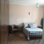 Casa à venda com 4 quartos, sendo 1 suíte, em Vila Galvão, Guarulhos, SP