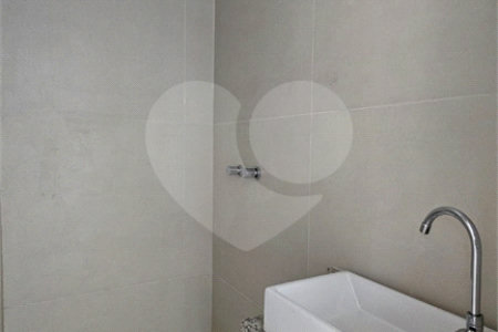 Casa à venda com 4 quartos, sendo 3 suítes, no condomínio Grand Park, Rio de Janeiro - RJ