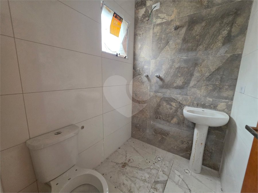 Sobrado à venda com 2 quartos, sendo 1 suíte, em Vila Clarice, São Paulo, SP