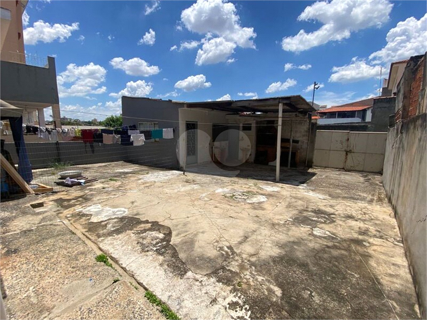 Casa à venda com 7 quartos, sendo 2 suítes, em Vila Augusta, Sorocaba, SP
