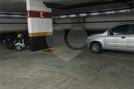 Apartamento à venda ou para alugar com 2 quartos, sendo 1 suíte,  em Guilhermina, Praia Grande, SP
