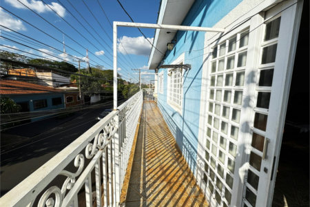 Sobrado à venda com 5 quartos, sendo 2 suítes, em Vila Monte Alegre, Ribeirão Preto, SP