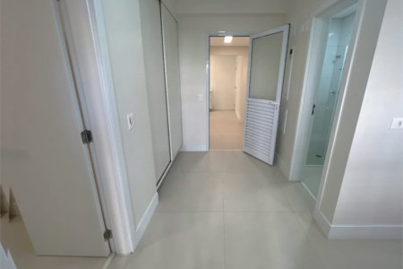 Apartamento à venda com 3 suítes em Vila Romana, São Paulo, SP