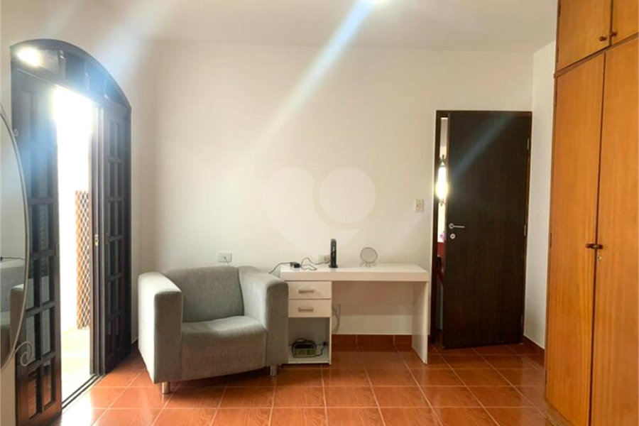 Sobrado à venda com 3 quartos, sendo 1 suíte, em Vila Nova Cachoeirinha, São Paulo, SP