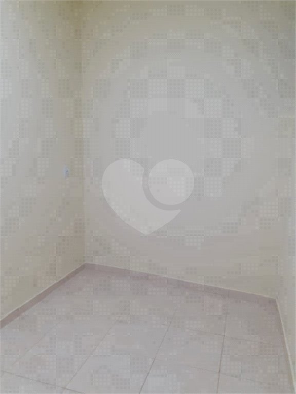 Casa à venda com 3 quartos, sendo 1 suíte, em Jardim Cris, São Paulo, SP