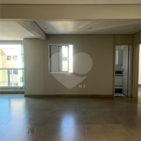 Apartamento para alugar com 2 quartos, sendo 1 suíte, em Campestre, Santo André, SP