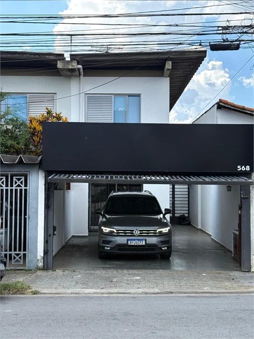 Sobrado à venda com 4 quartos, sendo 1 suíte,  em Vila Sônia, São Paulo, SP
