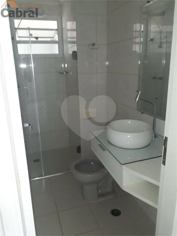Apartamento à venda com 3 quartos, sendo 1 suíte, em Vila Gustavo, São Paulo, SP