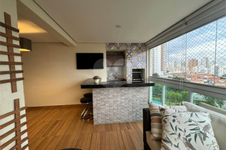 Apartamento à venda com 3 suítes em Santa Teresinha, São Paulo, SP
