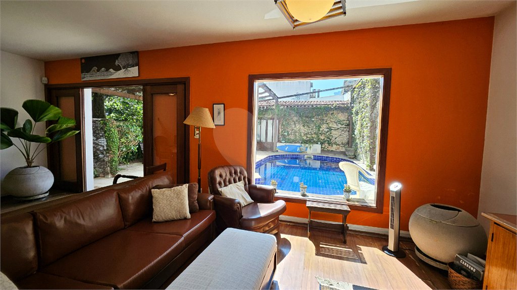 Casa à venda com 3 suítes em Brooklin, São Paulo, SP