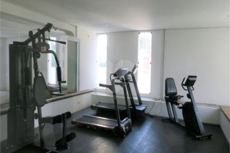 Apartamento à venda com 3 quartos, sendo 1 suíte,  em Vila Andrade, São Paulo, SP
