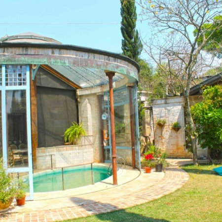 Sobrado à venda com 7 quartos, sendo 5 suítes, em Alto da Boa Vista, São Paulo, SP