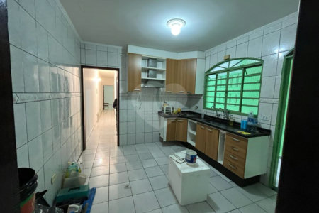 Casa à venda com 3 quartos, sendo 1 suíte, em Loteamento Residencial Vista Linda, São José dos Campos, SP