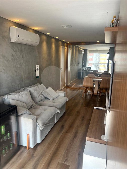 Apartamento à venda com 3 quartos, sendo 1 suíte,  em Jardim Flor da Montanha, Guarulhos, SP