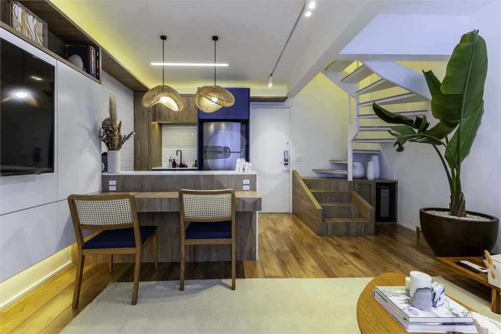 Duplex à venda com 1 suíte em Vila Nova Conceição, São Paulo, SP