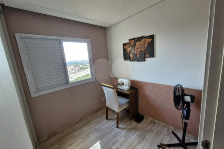 Apartamento à venda com 3 quartos, sendo 1 suíte,  em Vila Suissa, Mogi das Cruzes, SP