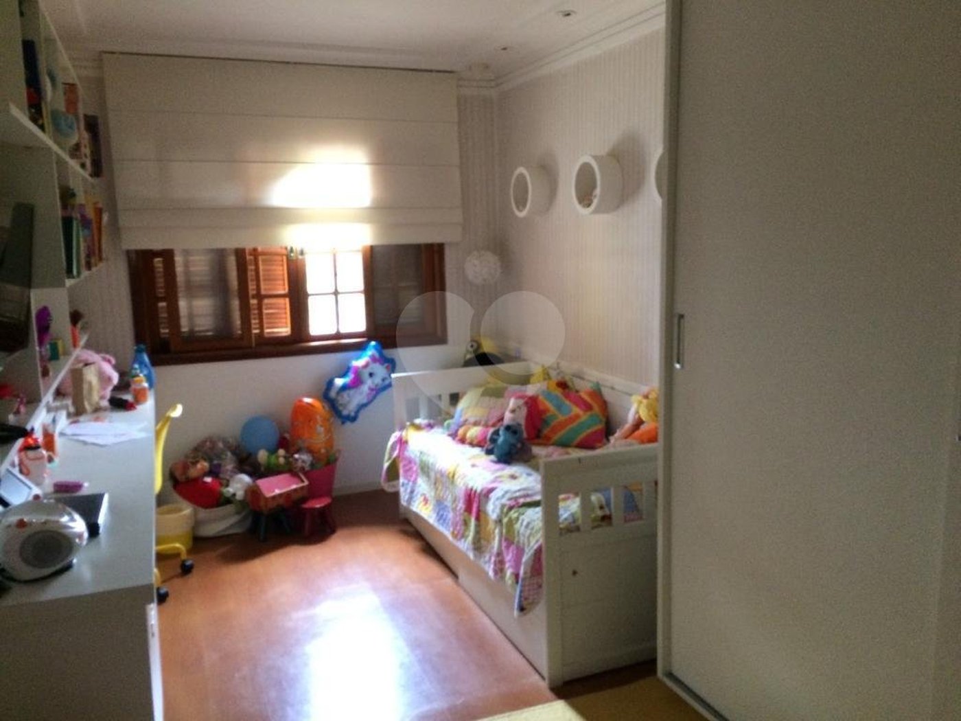 Sobrado à venda com 6 quartos, sendo 2 suítes, em Real Parque, São Paulo, SP