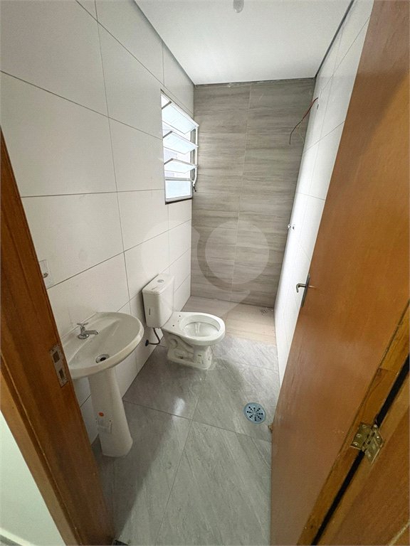 Casa à venda com 3 quartos, sendo 1 suíte, no condomínio Felipe Camarao, Poá - SP