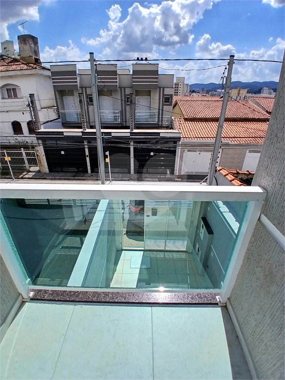 Sobrado à venda com 3 quartos, sendo 1 suíte,  em Parque Vitória, São Paulo, SP