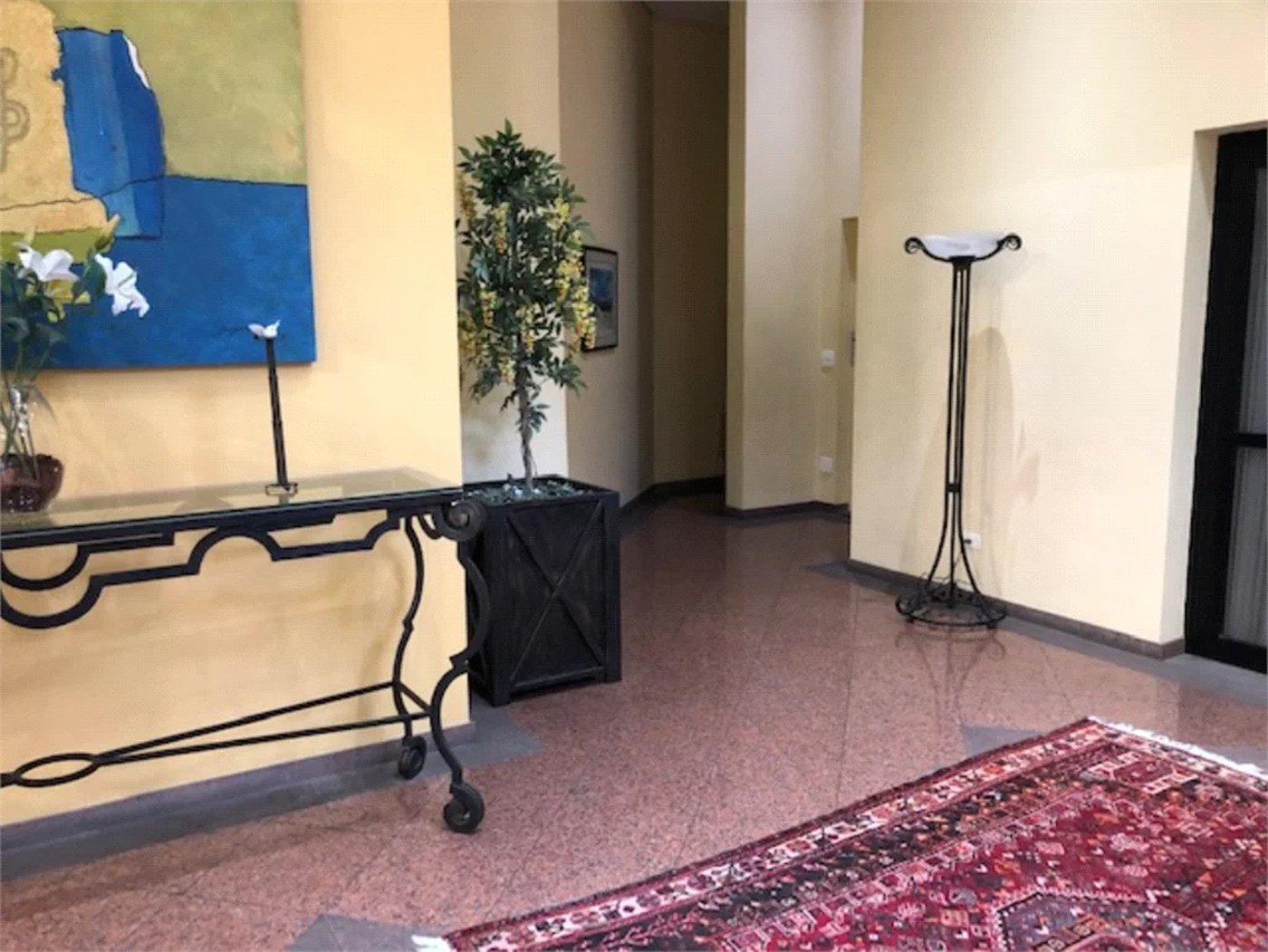 Apartamento à venda com 3 quartos, sendo 2 suítes,  em Vila Suzana, São Paulo, SP