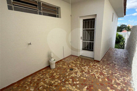 Casa à venda com 3 quartos, sendo 1 suíte, em Vila Aurora, Indaiatuba, SP