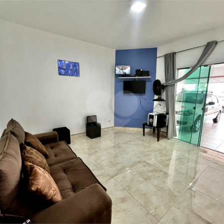 Casa à venda com 2 quartos em Vila Maria Isabel, Itapetininga, SP