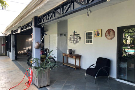 Casa à venda com 4 quartos, sendo 2 suítes, no condomínio Zuleika Jabour, Salto - SP